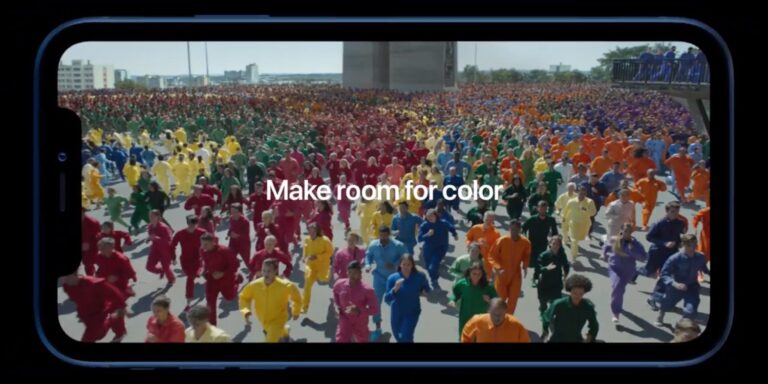 Apple shares new “Color Flood” commercial highlighting the Liquid Retina display on iPhone XR Apple shares new “Color Flood” commercial highlighting the Liquid Retina display on iPhone XR