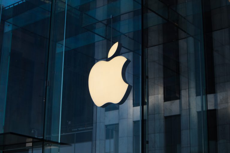 Five Apple Stores Temporarily Shut Down Amid COVID-19 Surge