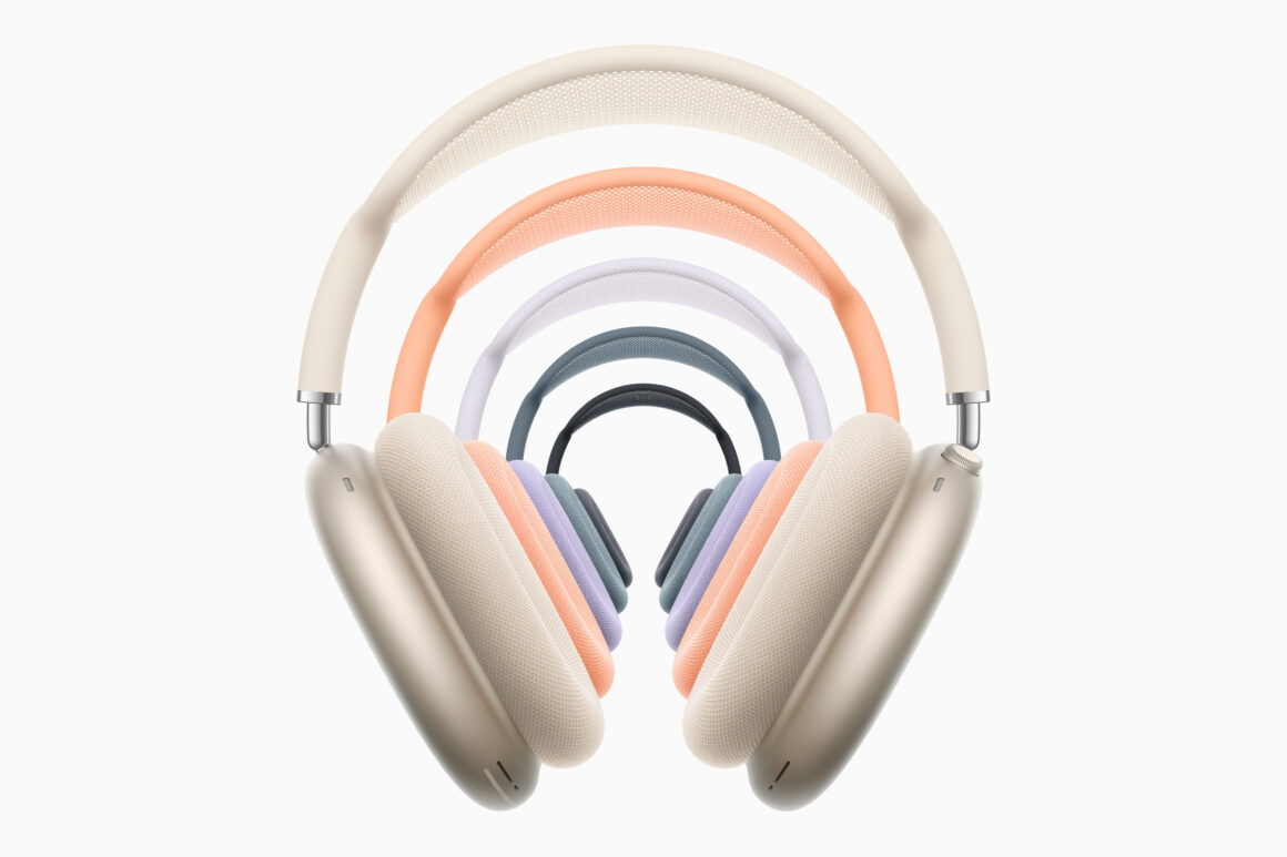 AirPods Max 2024 color lineup: midnight, starlight, blue, orange and purple.